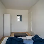 Apartment Nr6 4 Bedrooms *