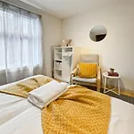 Apartment Nr6 4 Bedrooms