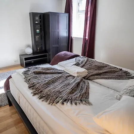 Apartamento Nr6 4 Bedrooms *