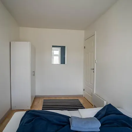 Apartamento Nr6 4 Bedrooms *