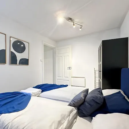 Apartamento Nr6 4 Bedrooms *