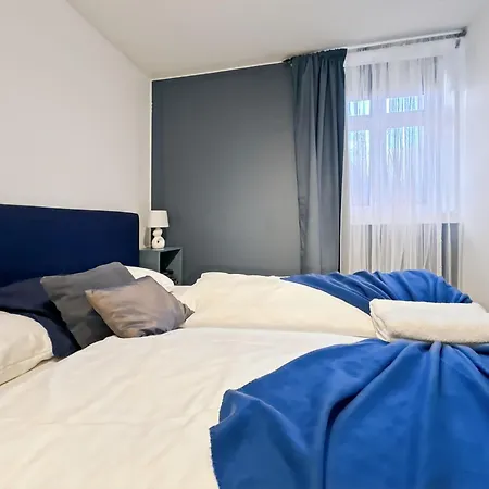 Nr6 4 Bedrooms