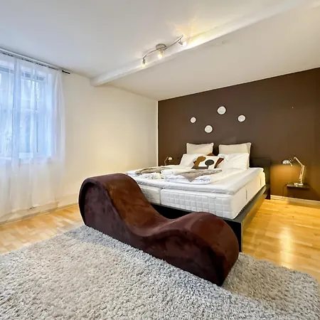 Apartamento Nr6 4 Bedrooms *