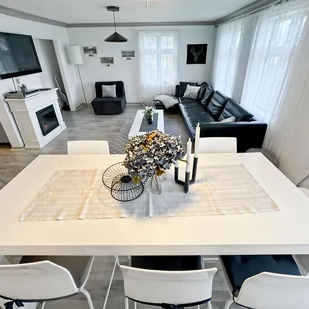 Nr6 4 Bedrooms Apartamento *