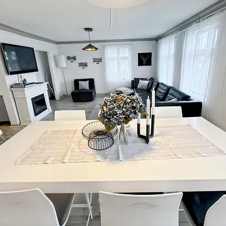Apartamento Nr6 4 Bedrooms *
