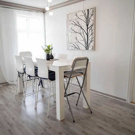 Nr6 4 Bedrooms 아파트 *