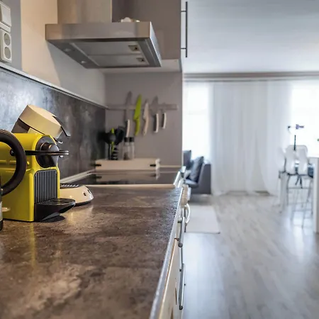 Nr6 4 Bedrooms * ستافانجر