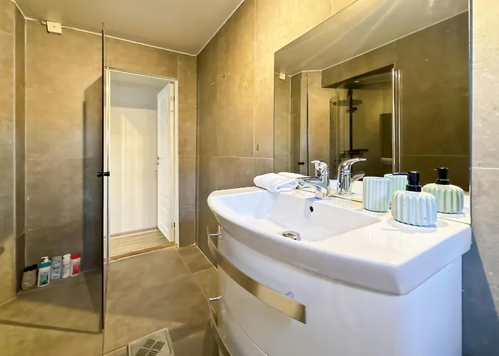 Nr6 4 Bedrooms * Στάβανγκερ