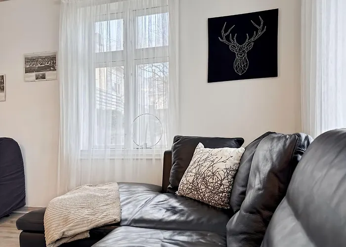 Nr6 4 Bedrooms Διαμέρισμα