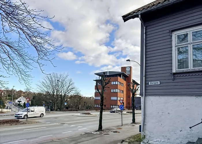 Nr6 4 Bedrooms Διαμέρισμα